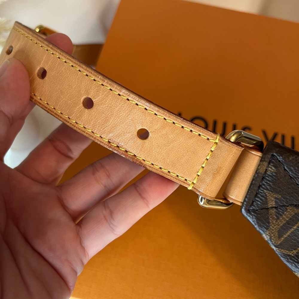 ❌SOLD❌🎀Louis Vuitton Monogram Bumbag - Picture 10 of 16